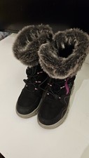 Elefanten Schneestiefel Tamara