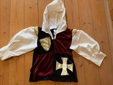 Niedliches Ritter Kostüm