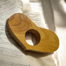 Buchseitenhalter Fichtenholz