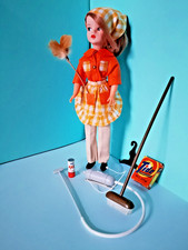 Sindy Puppe 'Hausarbeit' 1968