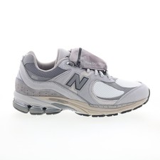 New Balance 2002R Pocket