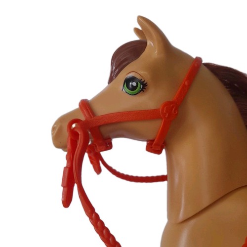 Barbie hugs horses pferd - 'n,
