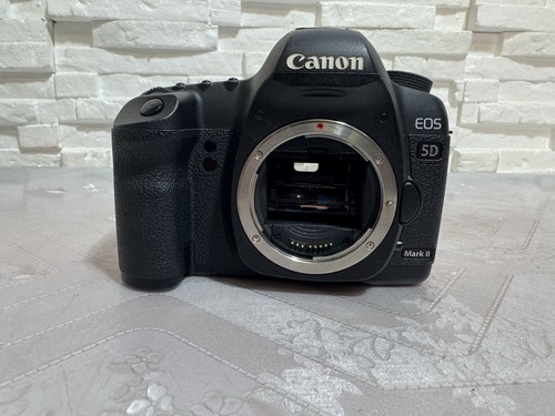 Canon ds126201 slr - slr, body