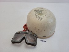 Helm Eierschale & Brille VEB