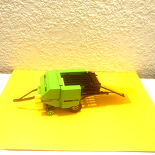 Siku  Farmer Deutz Fahr