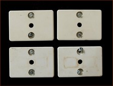 Rutschfeste Verankerungsplatten zur stabilen Verbindung Nadelbett-Rohrgestell