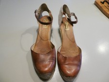 Damen Sandalette, von Stravers, Keilabsatz , Gr. 46, braun, getragen.