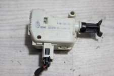 Stellmotor Heckklappe 3B0959781A VW New Beetle 9C / BE Bj,01