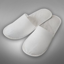 33 Paar Hotelslipper