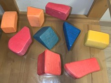 9 Holzbausteine Waldorf Anthroposophisches Spielzeug Naturfarben Handschmeichler