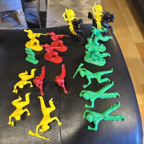 Konvolut 18x aufstellfiguren - ,