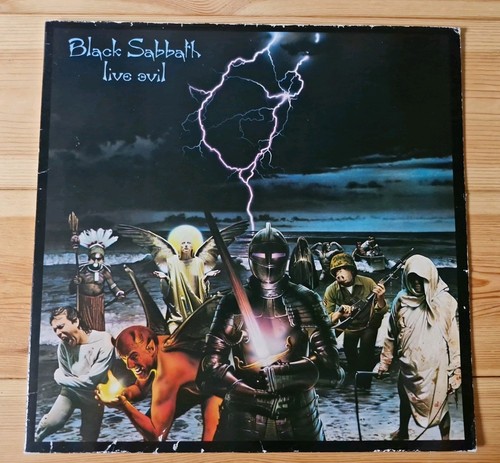 Black sabbath live - black,