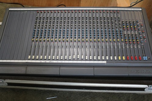 Soundcraft delta 200 - delta, 24