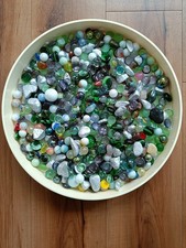 Sehr schöne alte Murmeln Glas Keramik Porzellan Steine Deko ca. 2,2 Kg