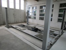 4-Säulen-Hebebühne Beissbarth, 1999, Modell 440, für Romeico, gebraucht