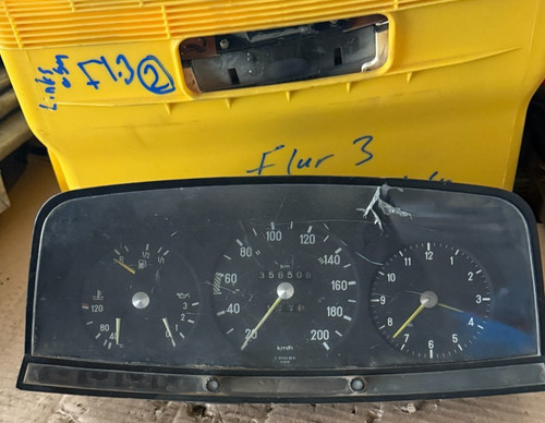 Tachometer mercedes w123 - mercedes,