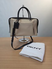 DKNY Donna Karan NEW York