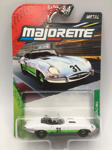 Majorette racing jaguar - racing,