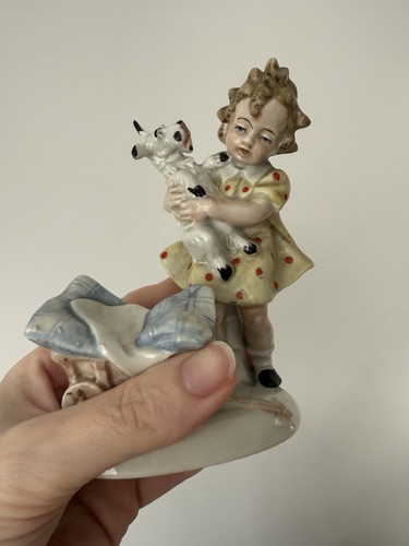 Vintage mädchen figur hund - vintage,
