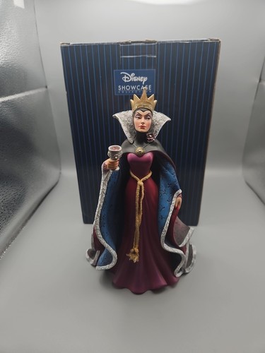 Disney showcase collection - disney,