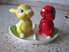 Goebel Salz - und Pfefferstreuer Hasen