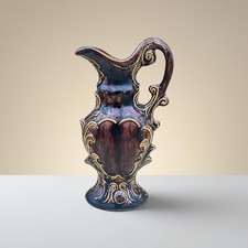 Barocker Keramikkrug |