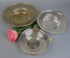Versilberte Körbe Schalen
