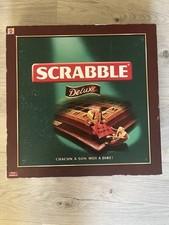 ⭐INNEN NEU: Scrabble Deluxe mit Drehteller Holzsteinen Brettspiel Mattel⭐