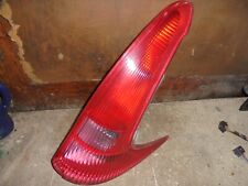 Rücklicht Rückleuchte Heckleuchte rechts Lampe Peugeot 206 SW Kombi