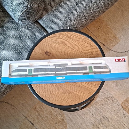 Piko triebwagen stadler - triebwagen, gtw