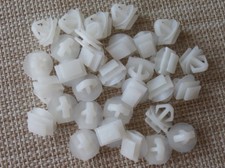 10x Schutzleiste Kühlergrill Befestigungs Clips für Peugeot 106 206 806 Expert