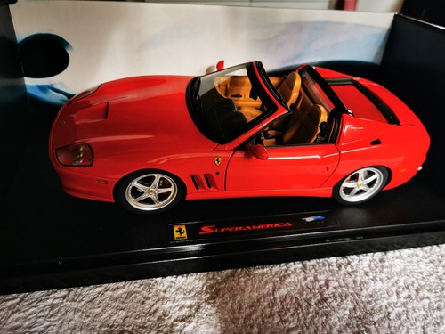 Hot wheels elite 18 - hot, 1:18