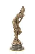 Bronzefigur, weiblicher Akt