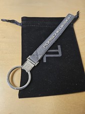 Porsche Design Keyring Lederband Grau Mit Silberfarbenen Lettern, 18 cm