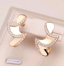 Luxus Ohrringe Huggie 585er Rolled Roségold Walzgold mit natürlichen Zirkonia 