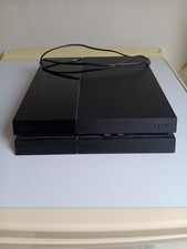 Sony PlayStation 4-500 GB schwarz zustand sehr gut(inklusive 20 spiele)