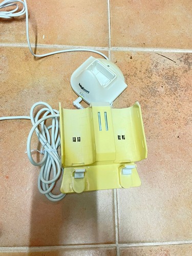Zwei wii ladestationen - 2x/,