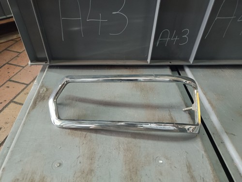 Mercedes w108 w109 chrom - w108,