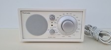 TIVOLI AUDIO RADIO MODEL ONE DESIGN WEISS EDLE OPTIK GEHÄUSE HENRY KLOSS TISCH