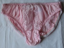 DDR Dessous Slip rosa Spitze