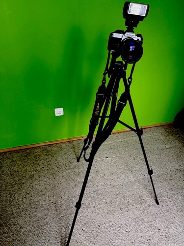 Nikon mit stativ und - fg-20,