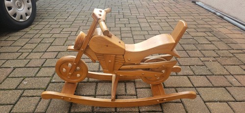 Schaukelpferd motorrad aus - schaukelpferd,