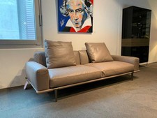 Poltrona Frau Sofa Let It Be Leder Soul Smokey Braun mit 2 Kissen und Kopfstütze