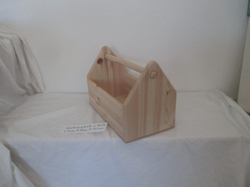 Werkzeugkiste aus holz - werkzeugkiste,