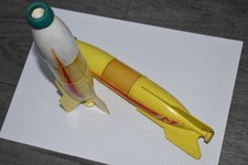 Presu 2 Raketen MSB für Abschussrampe DDR