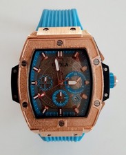 Coole Armbanduhr  - Auflösung