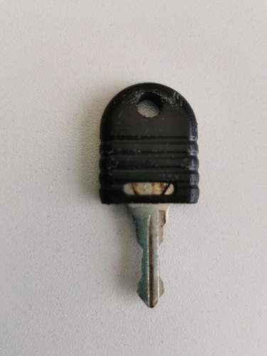 Schrankschlüssel büro febrü - büro,