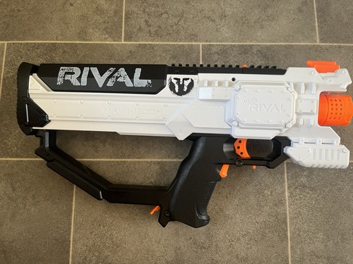 Nerf strike elite - strike, rival