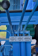 T157 Bagger Zwiebelzieher