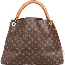 Louis Vuitton Canvas Monogram